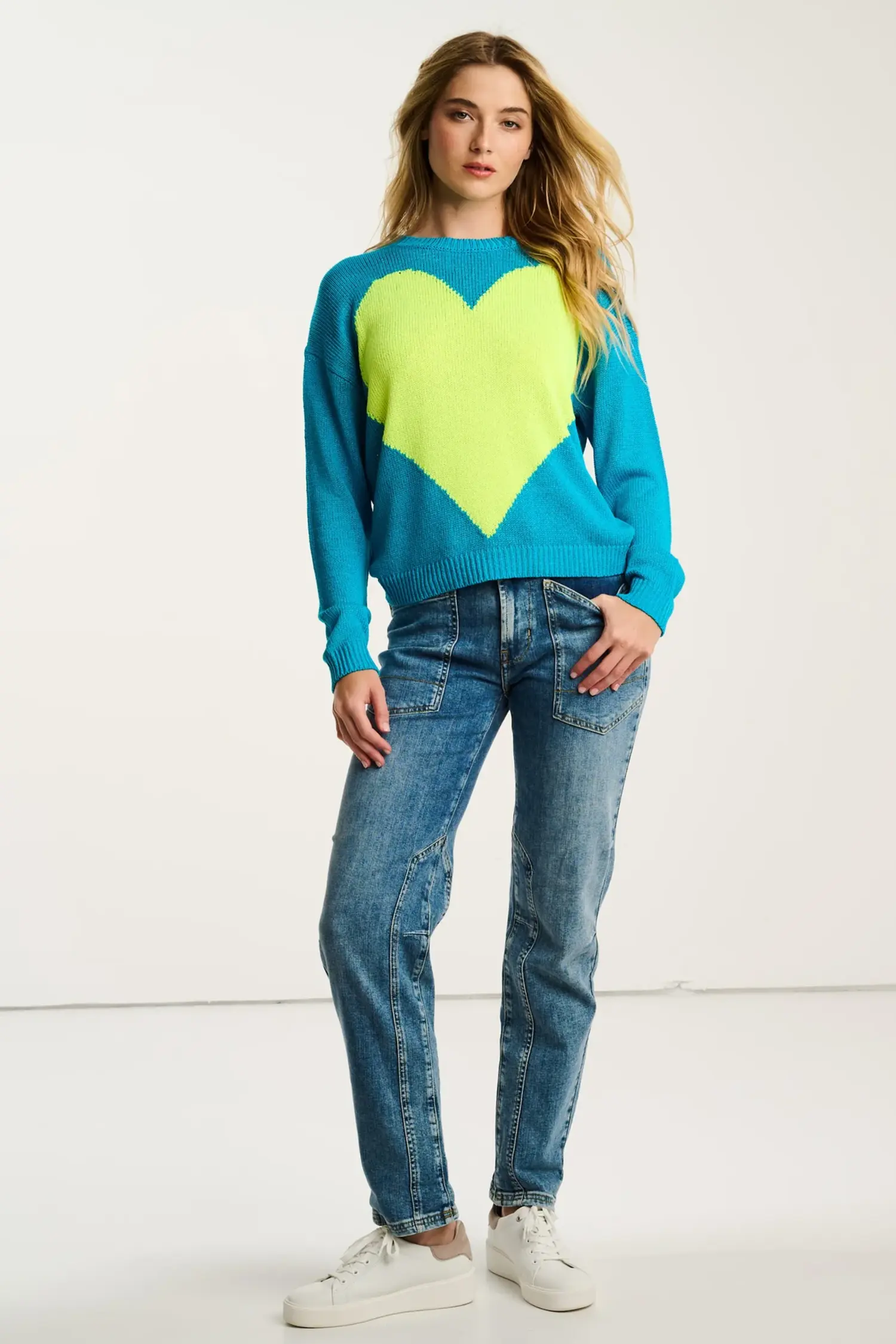 Amore Mio Sweater - Tulips in Little Rock
