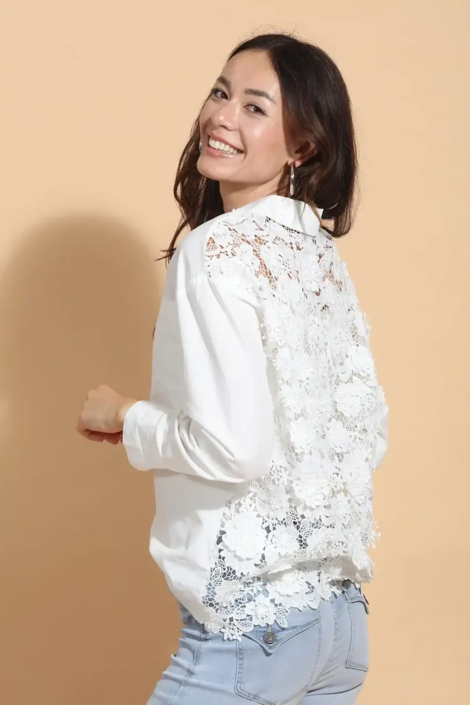 トップス ARTS&SCIENCE Back tuck blouse Lace Back Blouse - Tulips in Little Rock