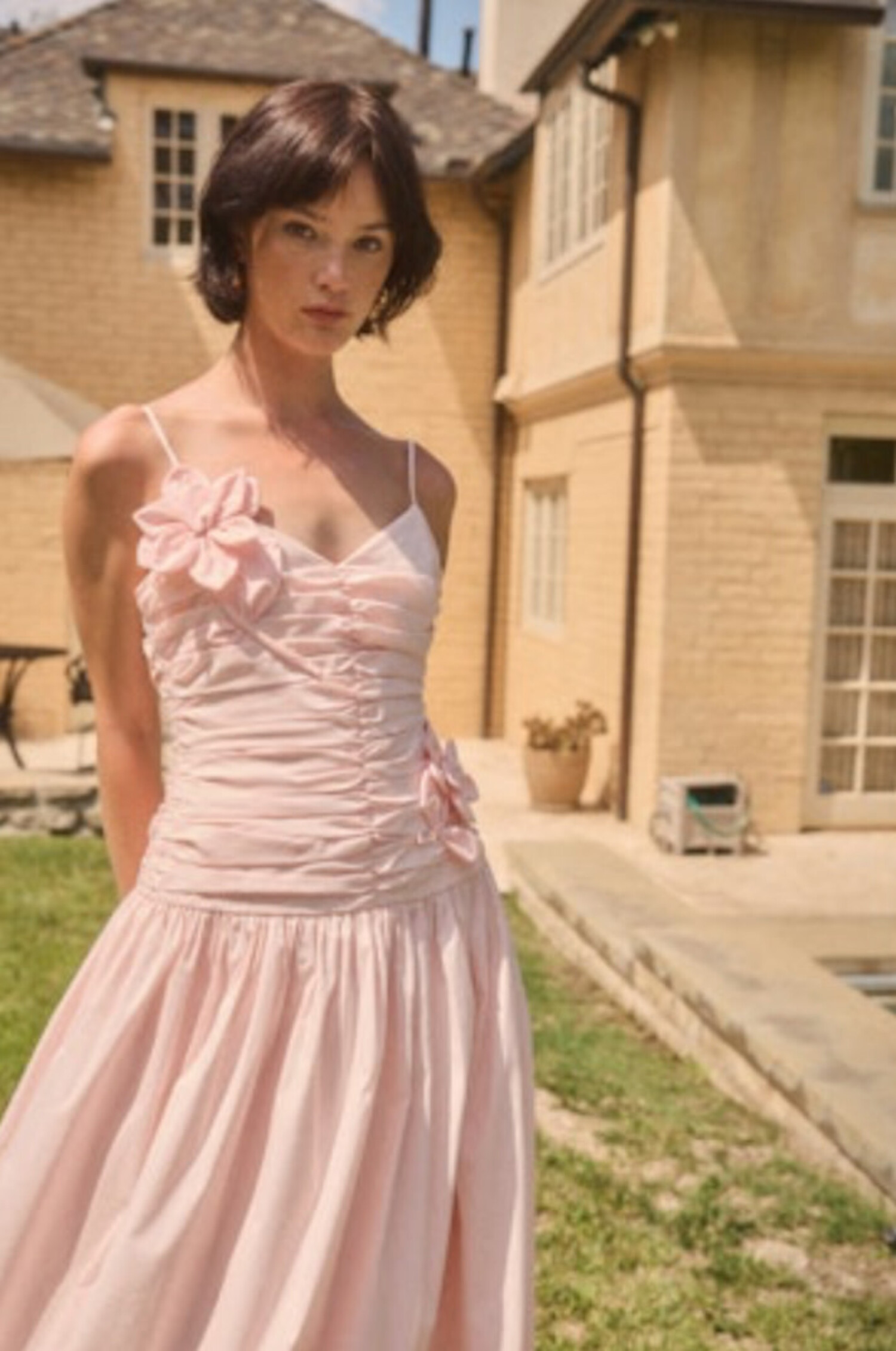 Harlowe Ruched Midi Dress - Tulips in Little Rock