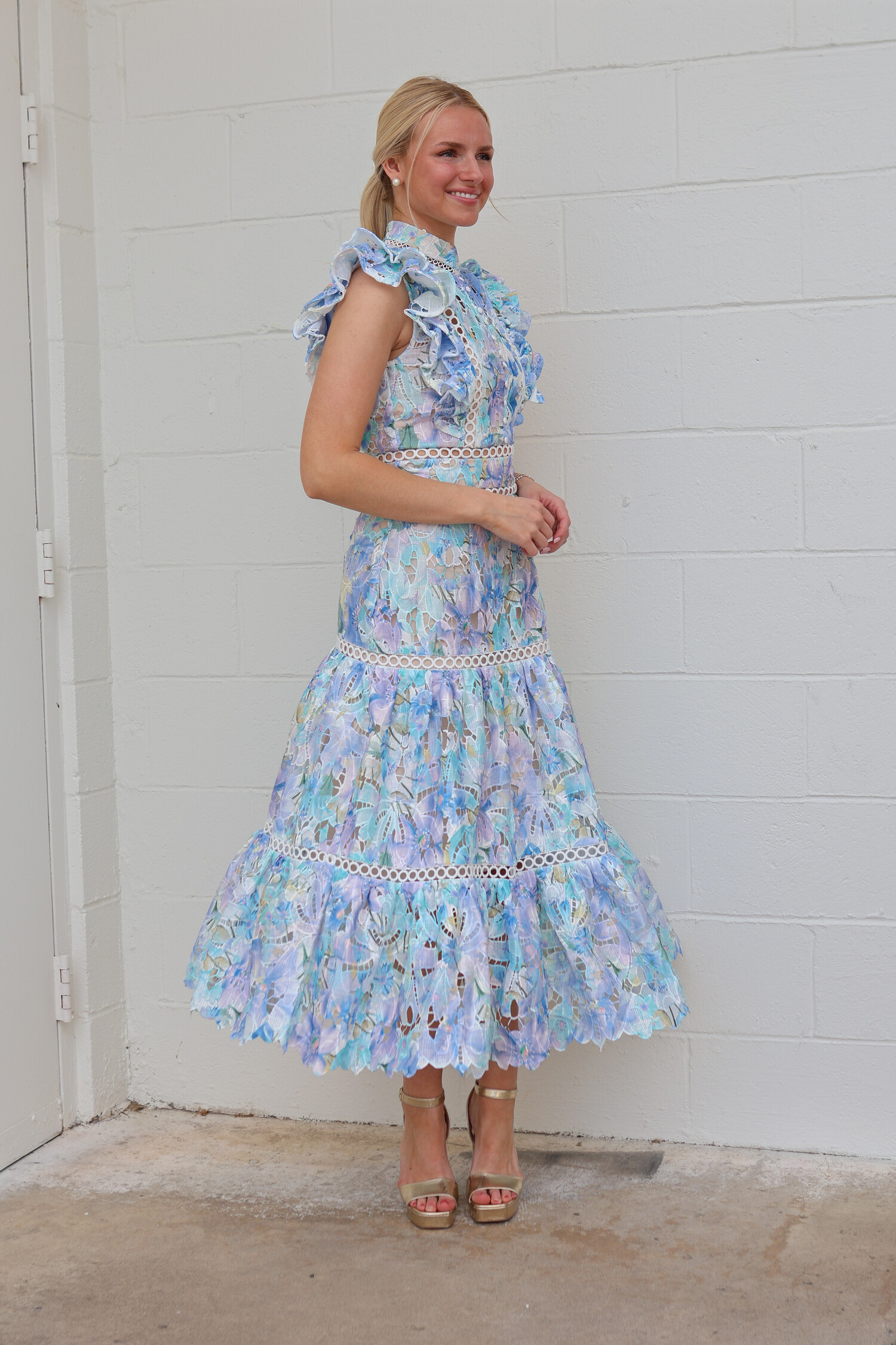 elliatt blue floral dress Elliatt Kalissa Maxi Dress