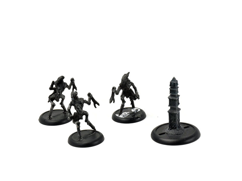 HORDES Circle Orboros Sentry Stone and Mannikins #2