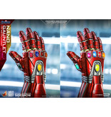 Hot Toys Nano Gauntlet Life-Size Replica - Avengers: Endgame (Hot Toys)