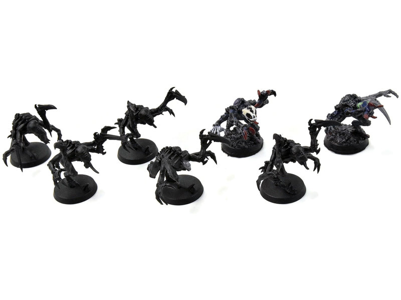 Games Workshop TYRANIDS 7 Genestealers #4 missing one head Warhammer 40K