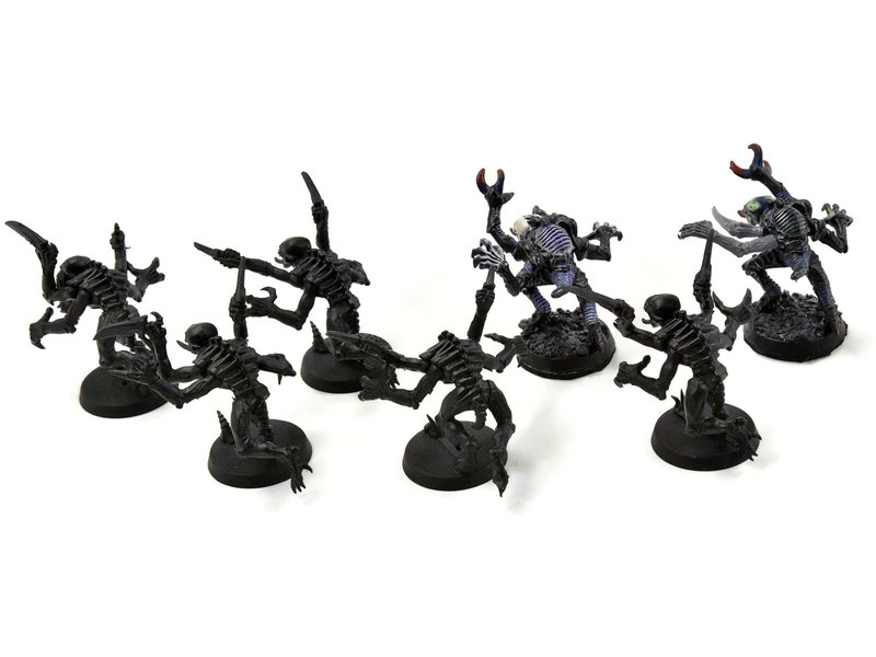 Games Workshop TYRANIDS 7 Genestealers #4 missing one head Warhammer 40K