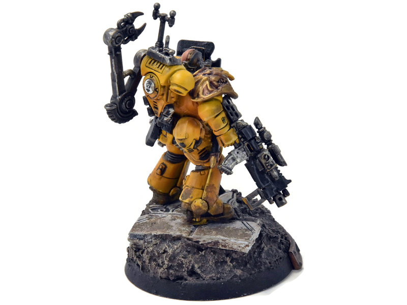 Games Workshop IMPERIAL FISTS Primaris Captain Converted #1 PRO PAINTED Warhammer 40K