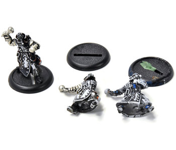 WARMACHINE 3 Combat Alchemists #2 METAL Crucible Guard