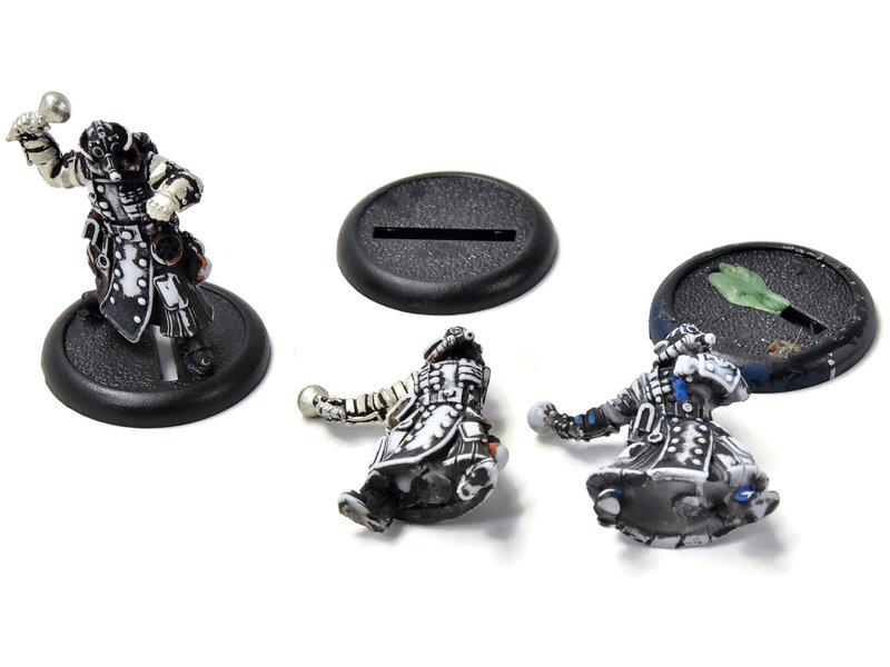 WARMACHINE 3 Combat Alchemists #2 METAL Crucible Guard