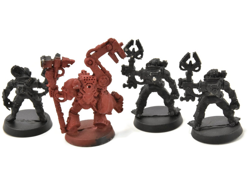 Games Workshop SPACE MARINES Iron priest with Servitors #1 METAL Warhammer 40K