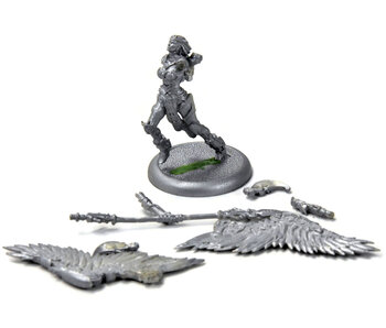 WARMACHINE Aurora, The Numen of Aerogenosis #1 METAL convergence