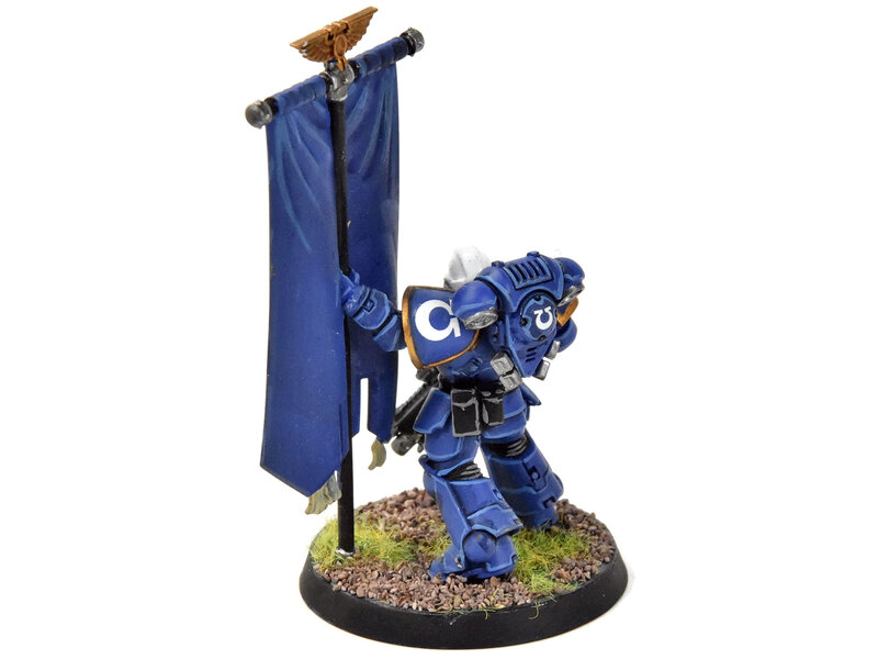 Games Workshop SPACE MARINES Primaris Ancient #1 WELL PAINTED 40K Ultramarines
