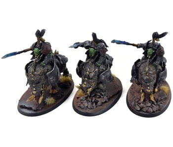 Games Workshop Warhammer Age of Sigmar Orruk Warclans Gutrippaz and Paint  Set 