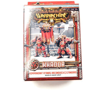 WARMACHINE Kommandant Atanas Arconovich & Standard khador
