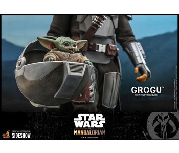 Grogu™ Sixth Scale Figure Set Sixth Scale Figure Set by Hot Toys