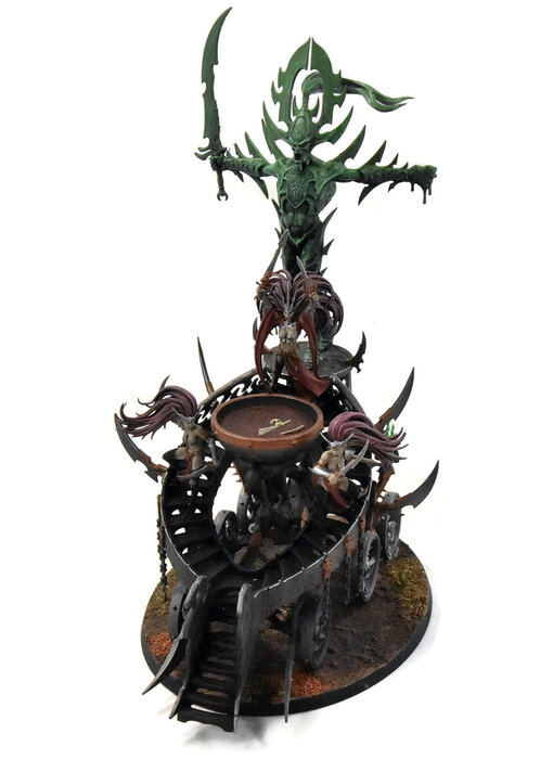 DAUGHTERS OF KHAINE Slaughter Queen On Cauldron Of Blood #2 WELL PAINTED