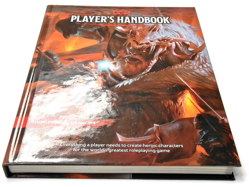 Wizards of the Coast DUNGEONS AND DRAGONS Player's Handbook Fifth Edition Good Condition