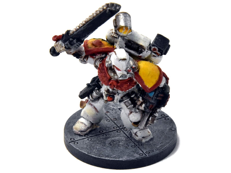 Games Workshop SPACE MARINES Imperial Fist Apothecary #1 METAL Warhammer 40K