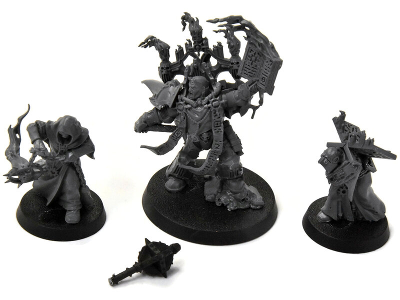 Games Workshop CHAOS SPACE MARINES Dark Apostle With Dark Disciples #1 Warhammer 40K