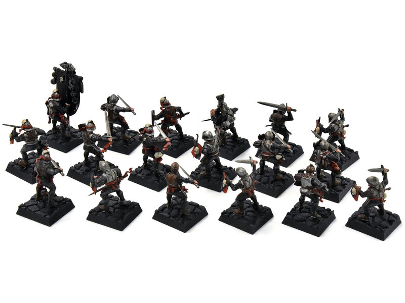 Games Workshop THE EMPIRE 18 State Troops Swordsmen #2 WELL PAINTED Fantasy