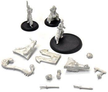 HORDES Skorne Venator Catapult Crew #1 METAL