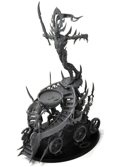 DAUGHTERS OF KHAINE Hag Queen On Cauldron Of Blood Sigmar