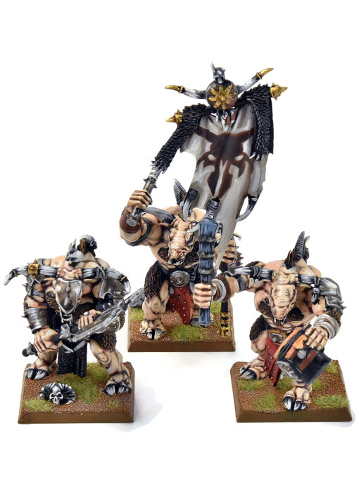 BEASTMEN 3 Minotaur Herd #1 PRO PAINTED Fantasy Minotaurs