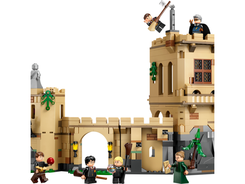 LEGO Hogwarts™ Castle: Flying Lessons (76447)