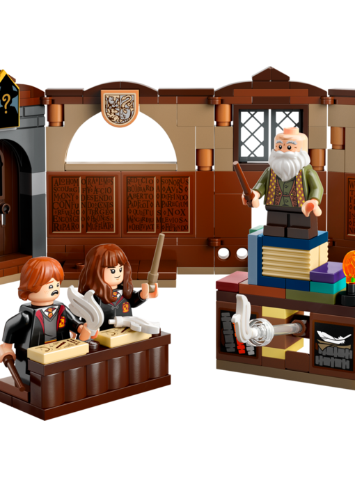 Hogwarts™ Castle: Charms Class (76442)