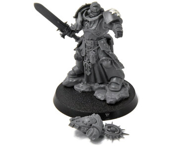 SPACE MARINE Captain #1 Converted Warhammer 40K