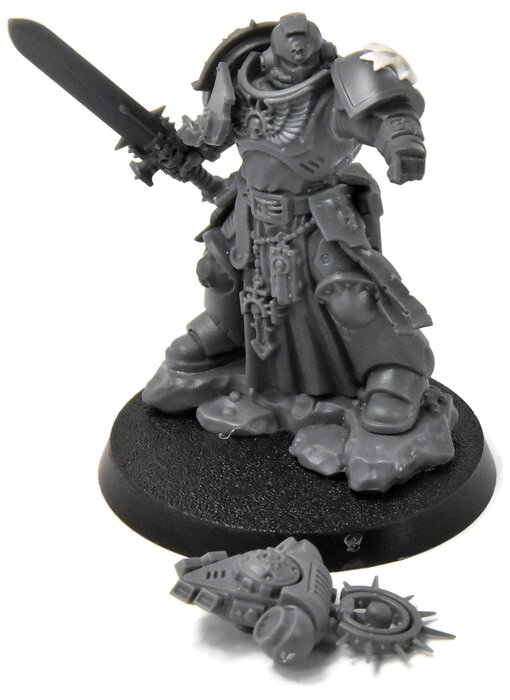 SPACE MARINE Captain #1 Converted Warhammer 40K