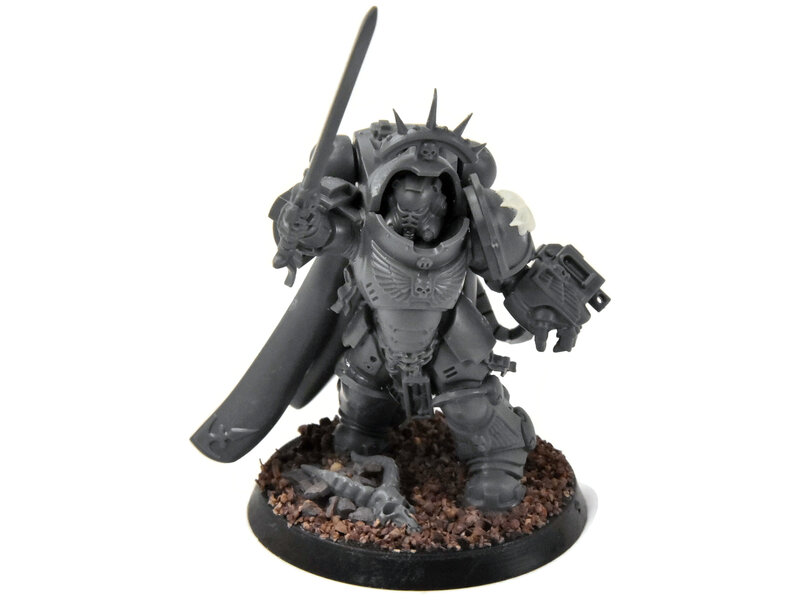 Games Workshop SPACE MARINES Gravis Captain #1 Warhammer 40K Black Templars