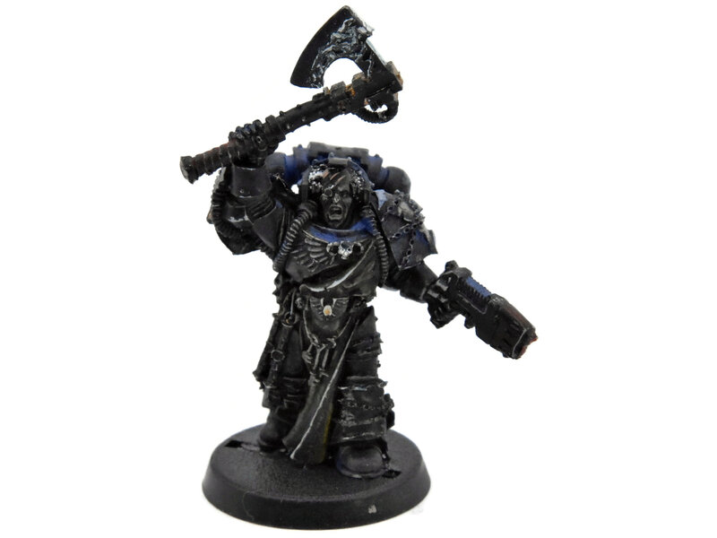 Games Workshop SPACE MARINES Librarian with axe #1 Warhammer 40K