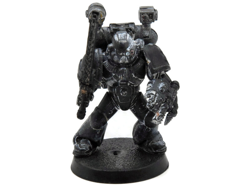 Games Workshop SPACE MARINES Apothecary #1 Warhammer 40K
