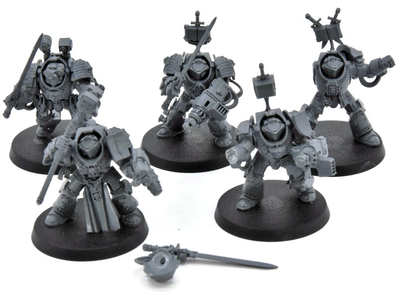 Games Workshop GREY KNIGHTS 5 Paladins #1 Missing 1 Hand Warhammer 40K
