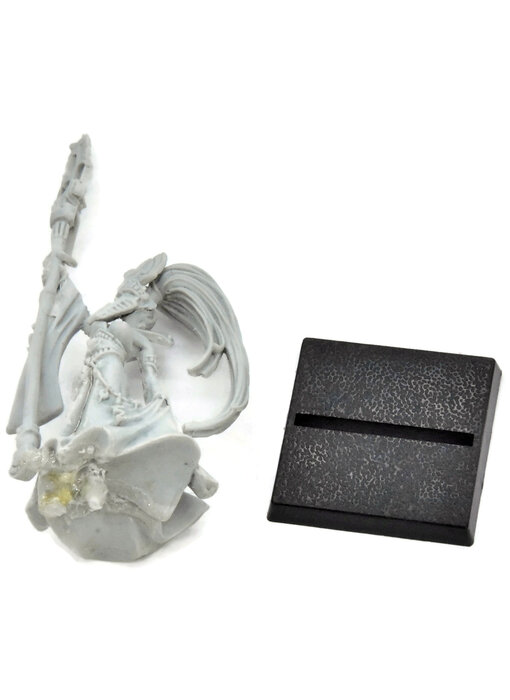 HIGH ELVES Alarielle #1 Warhammer Fantasy Finecast