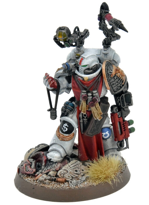 SPACE MARINES Apothecary #1 WELL PAINTED Warhammer 40K