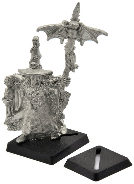 VAMPIRE COUNTS Heinrich Kemmler The Lichemaster #1 METAL CLASSIC Fantasy