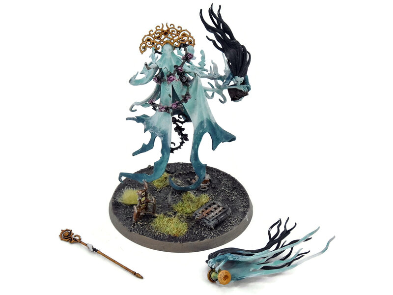 Games Workshop NIGHTHAUNT Lady Olynder #1 WELL PAINTED Warhammer Sigmar need repair