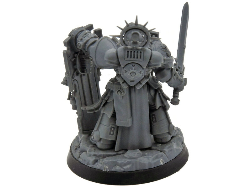 Games Workshop SPACE MARINES Captain With Relic Shield #1 Warhammer 40K
