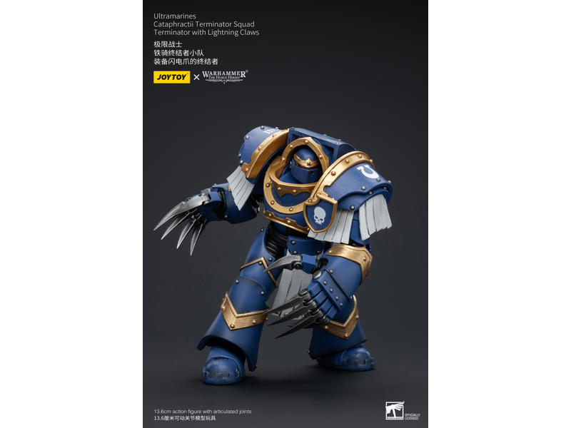 Joy Toy Cataphractii Terminator Squad Terminator with Lightning Claws Ultramarines
