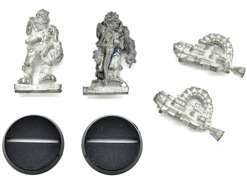 Games Workshop SPACE MARINES 2 Servitors #1 METAL Warhammer 40K Missing Backpacks