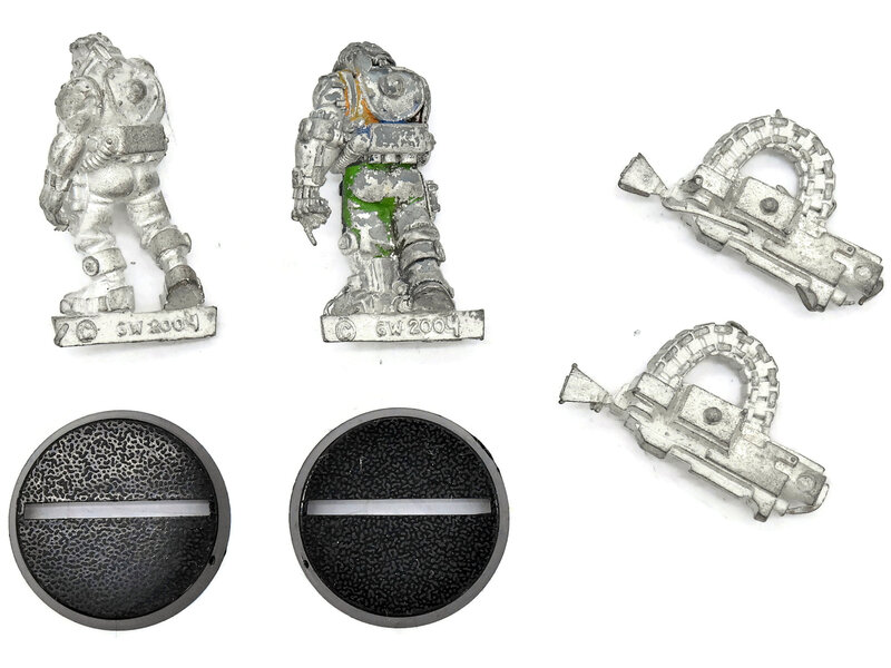 Games Workshop SPACE MARINES 2 Servitors #1 METAL Warhammer 40K Missing Backpacks