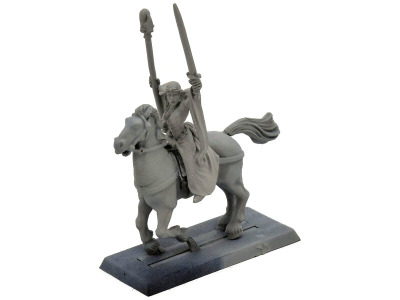 Games Workshop BRETONNIA Sorceress #1 Warhammer Fantasy