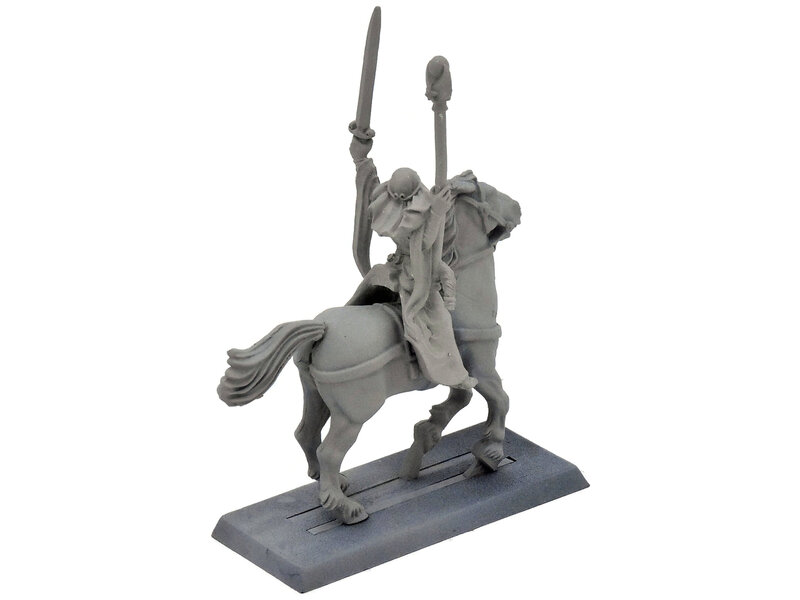 Games Workshop BRETONNIA Sorceress #1 Warhammer Fantasy