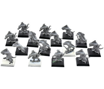LIZARDMEN 15 Lizardmen With Skink Bow #1 Warhammer Fantasy