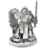 Games Workshop SPACE MARINES Captain With Relic Shield #1 Warhammer 40K