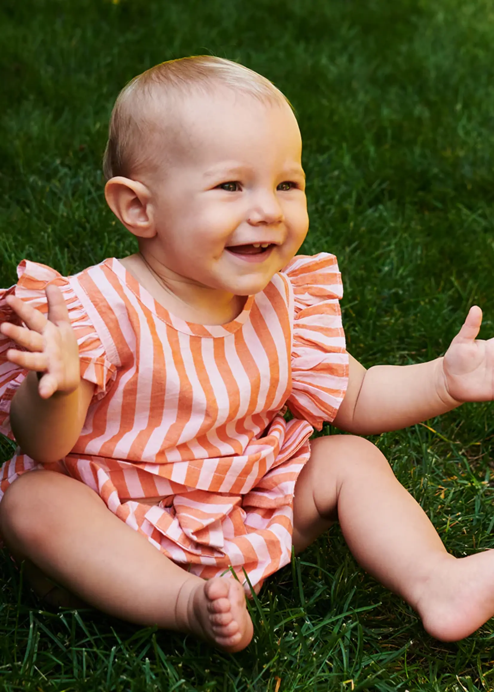 Pink Chicken baby girls abigail 2-piece set