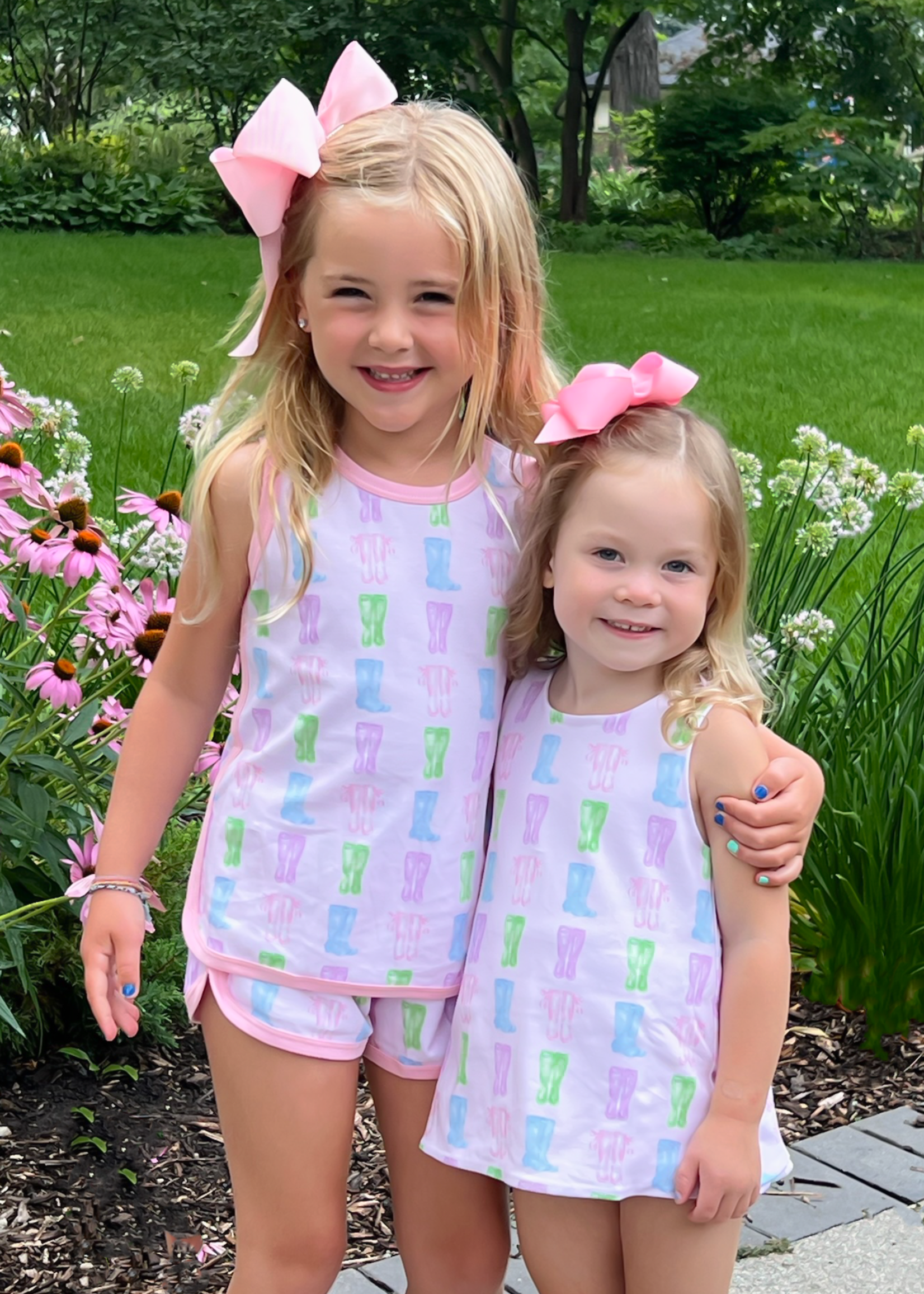 James and Lottie Tank Lounge Set