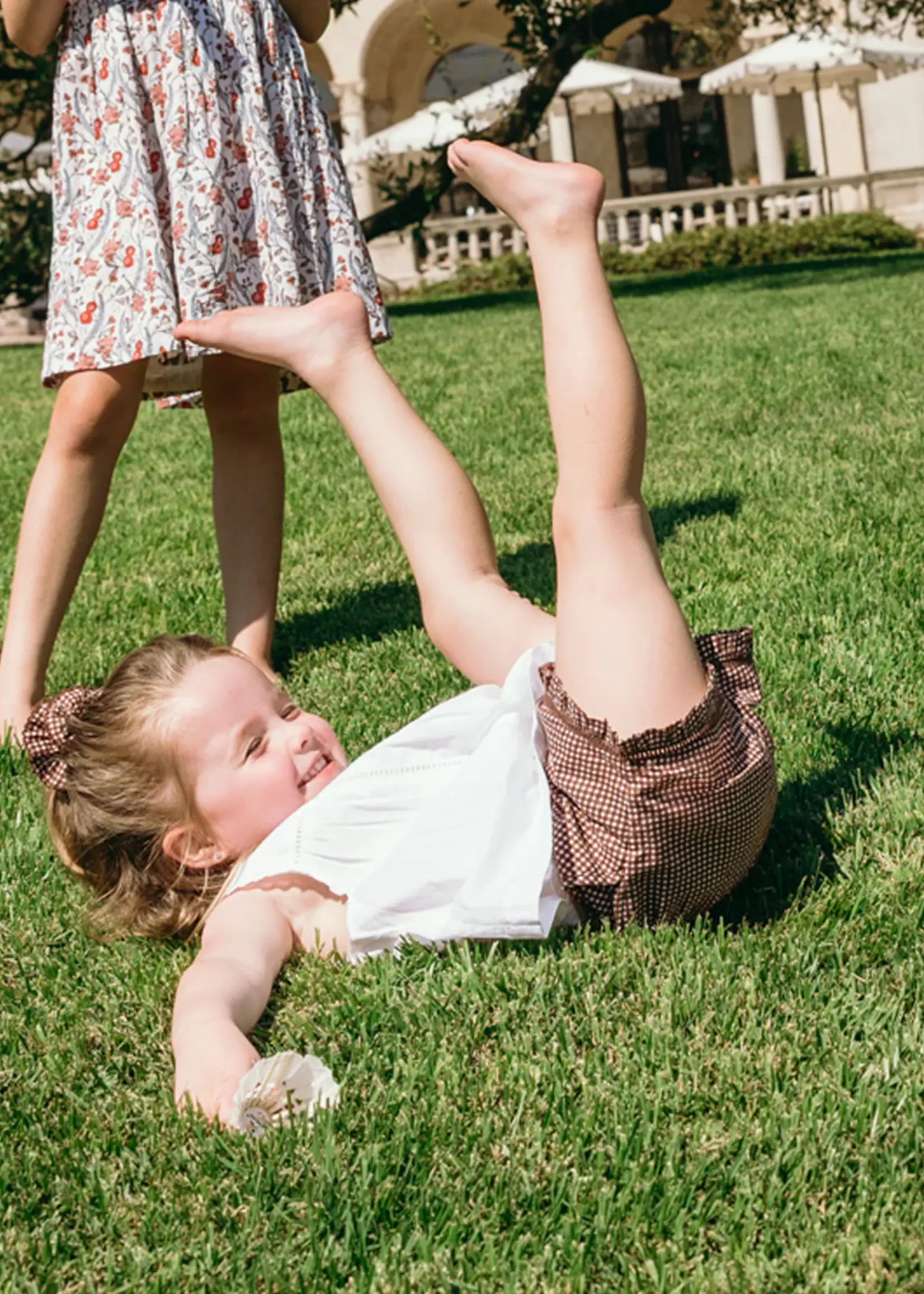 Minnow girls ruffle shorts