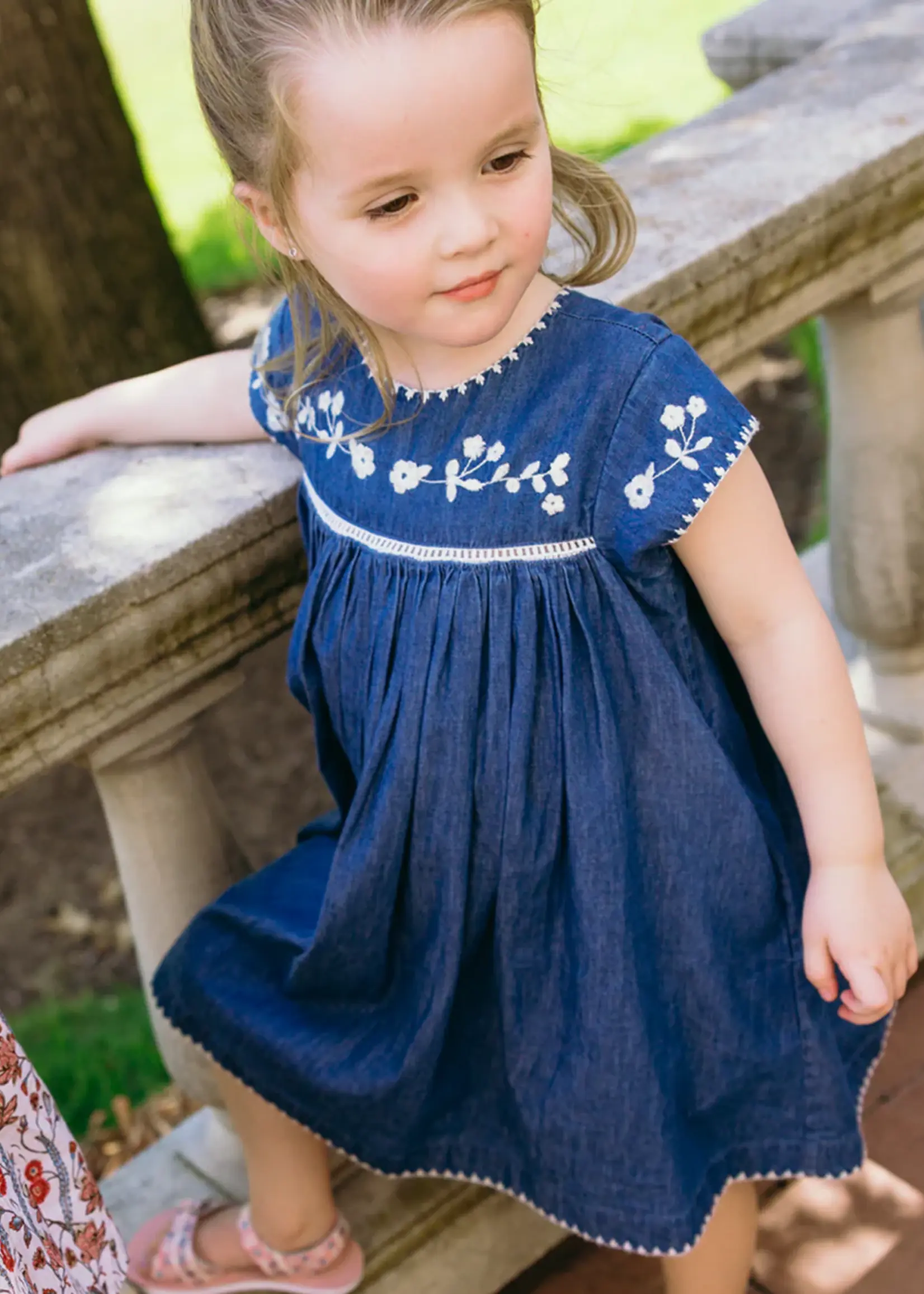 Minnow girls embroidered cap sleeve dress