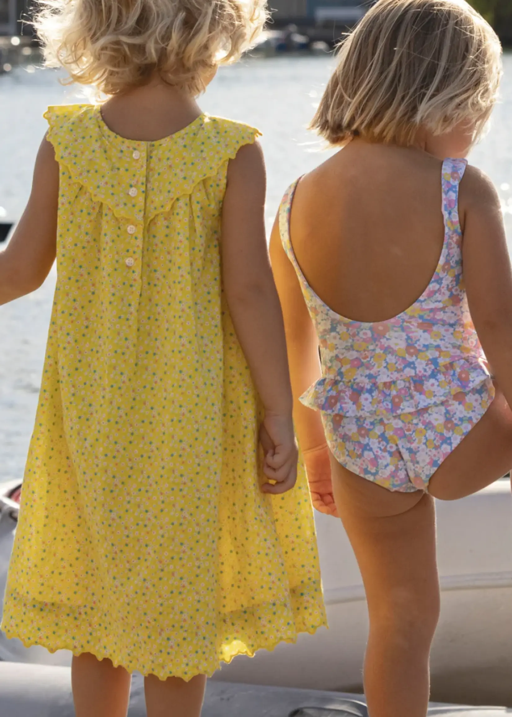 Minnow girls ruffle collar dress